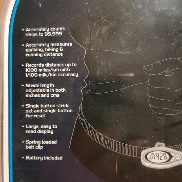 Step & Distance Pedometer - Picture 4 of 5